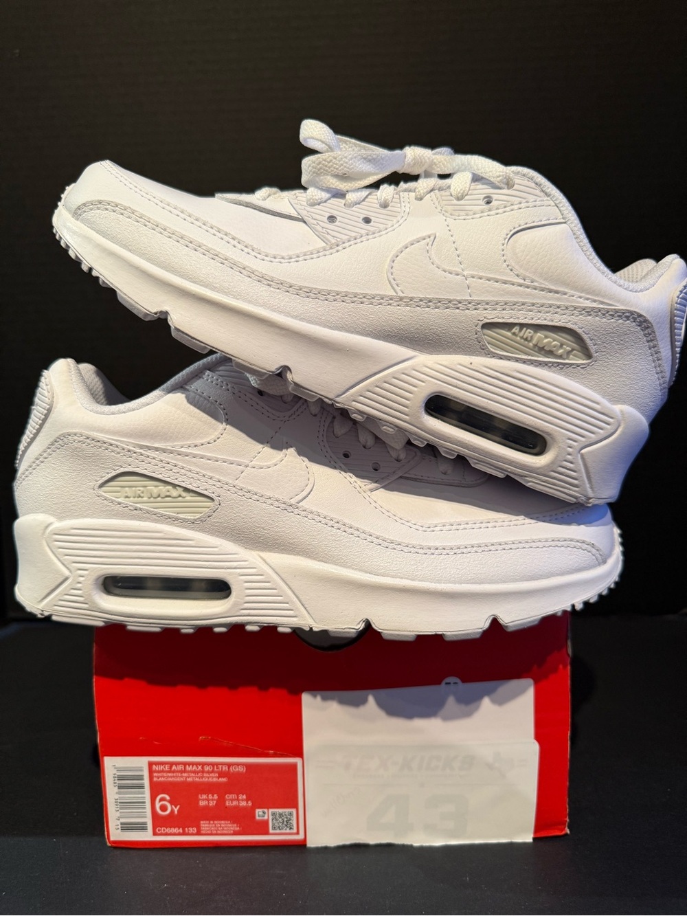 Nike Air Max 90 Women's Casual Sneakers - White 7.5W/6Y